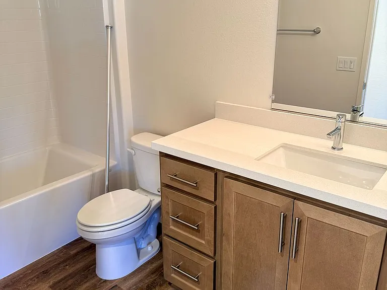 11705 Sebastian Rd — Photo 23