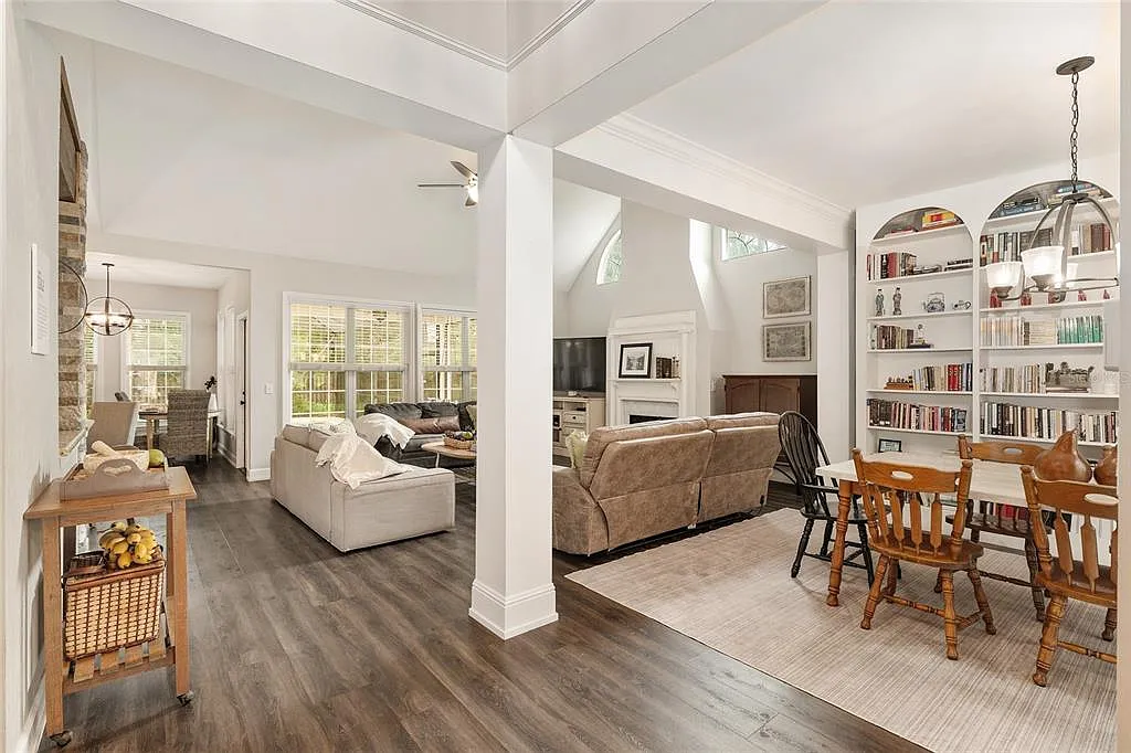 4 bed, 3.5 bath, 3020 sqft, $4,500 — Photo 3