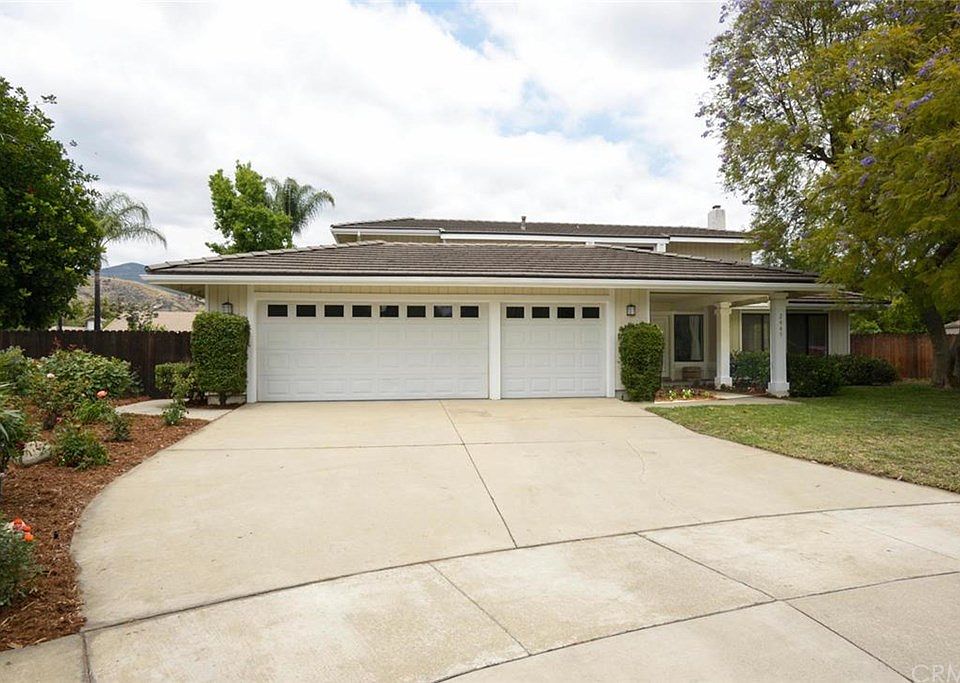 1st image of 2449 Bradley Ave