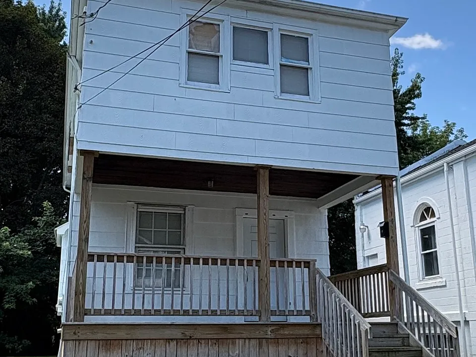 141 Fulton St