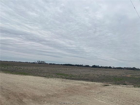 3rd image of 9579 County Road 272