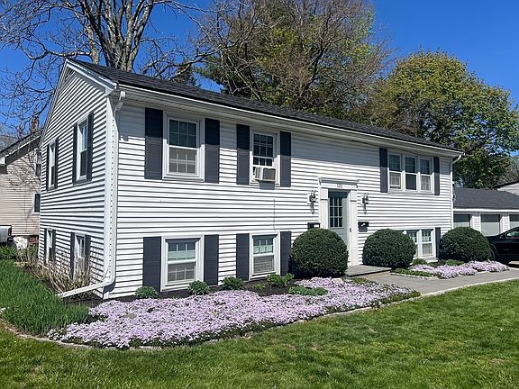 2nd image of 131 2nd St