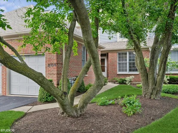2105 Norwich Ct, Glenview, IL 60026
