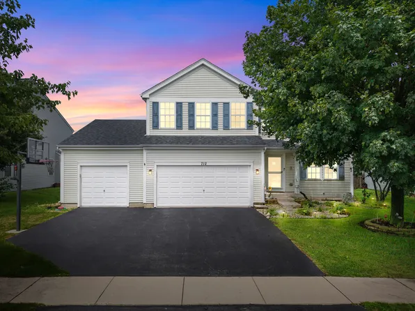 712 Wilson St, Waterman, IL 60556
