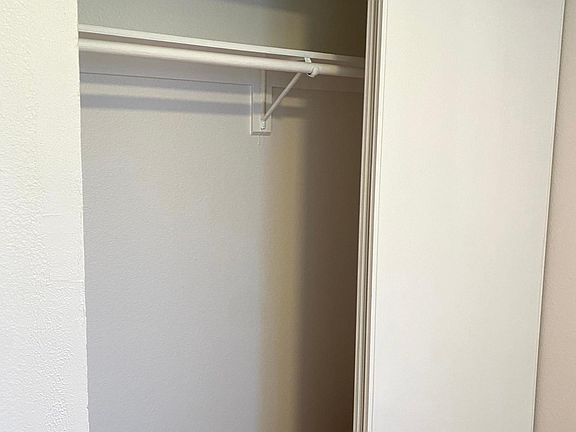 3rd image of 5945 Arroyo Dr APT 210