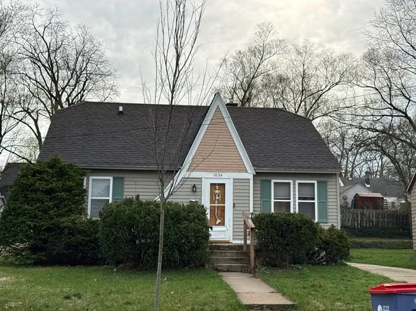 1634 Giddings Ave SE, Grand Rapids, MI 49507