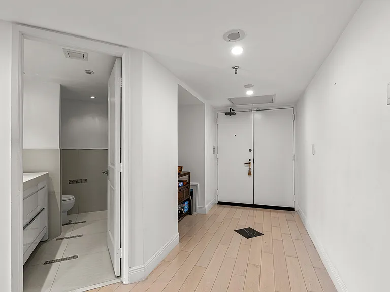 520 Brickell Key Dr #A200 — Photo 20