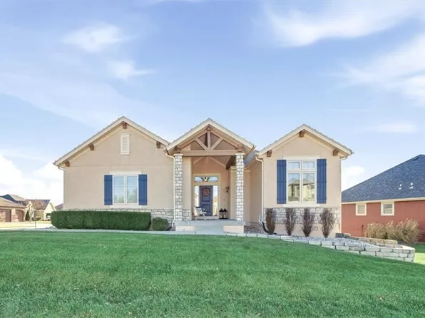 14119 Merion Ct, Basehor, KS 66007