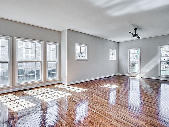 5th image of 3008 Lawson Ct
