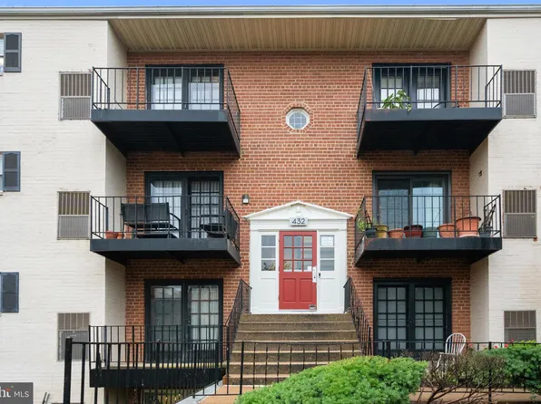 432 N Armistead St APT 103, Alexandria, VA 22312