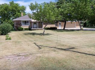 1943 S Huron Rd, Kawkawlin, MI 48631