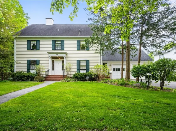 69 Howell St, Canandaigua, NY 14424