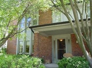 5322 Brandy Ln, Sylvania, OH 43560