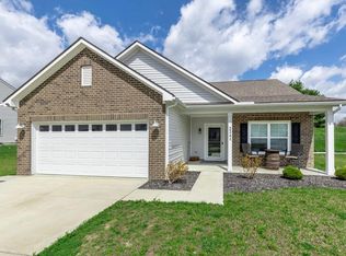 2241 Brookside Dr, Lancaster, OH