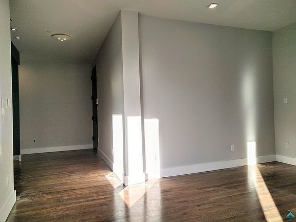 3rd image of 225 Powers St #4B