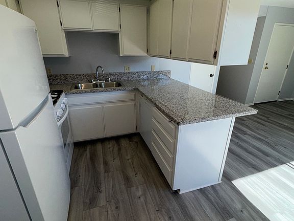 4th image of 10753 Lawler St APT 1