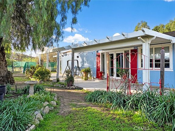 5th image of 31615 Leon Rd