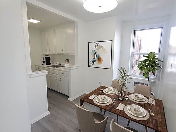 3rd image of 385 E 16th St APT 2G