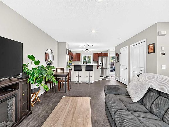 5th image of 22 SE Everwillow Cir SW