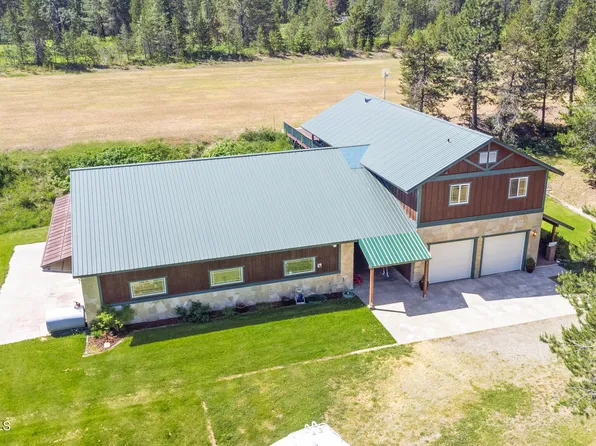 186 Skyhawk Dr, Spirit Lake, ID 83869