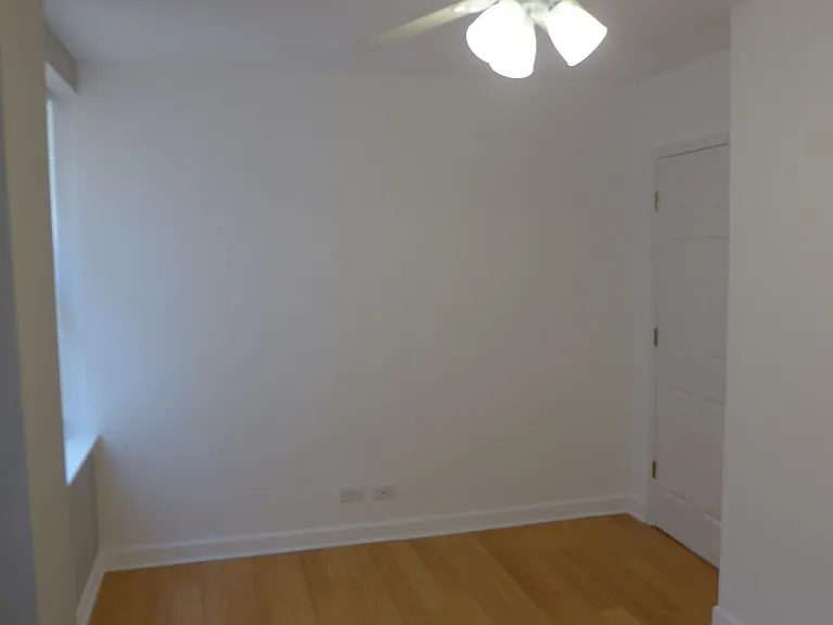 808-12 W Junior Terrace — Photo 11