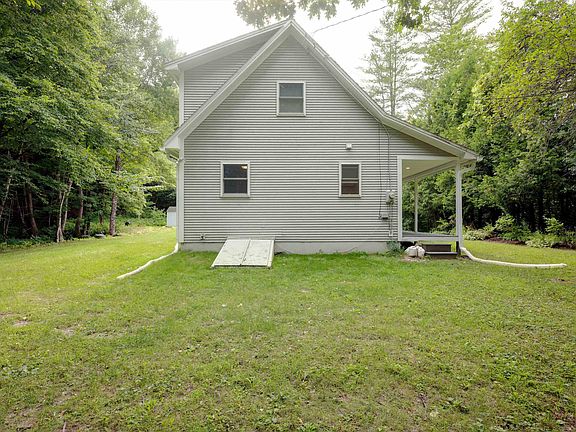 3rd image of 2515 River Road
