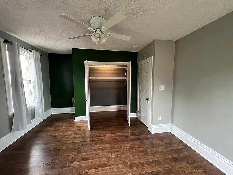 37 Haldane St #37 — Photo 14