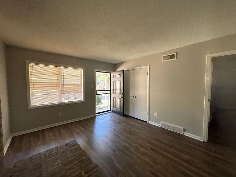 4199 Bacon St — Photo 8