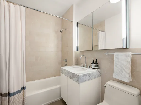 300 East 64th Street image 5 of 8