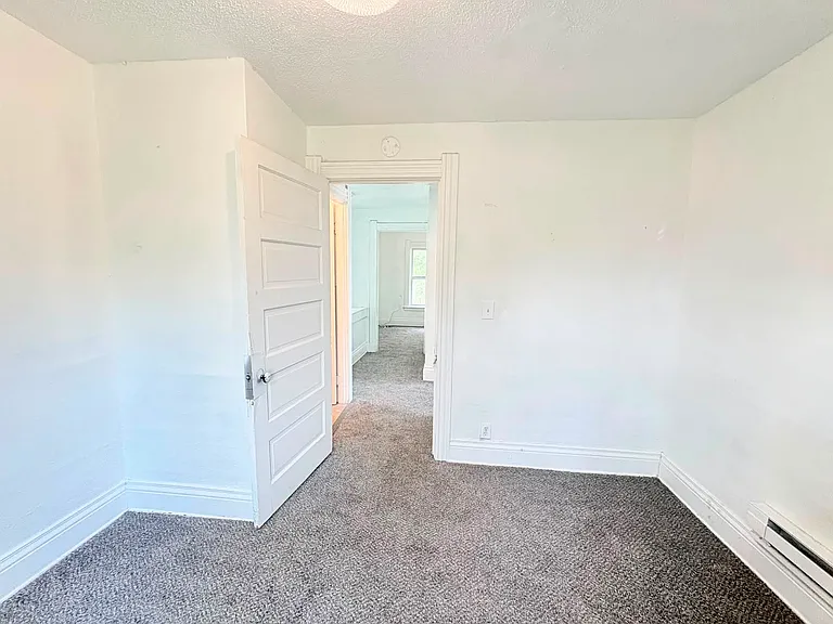 1239 Norwood Ave — Photo 15