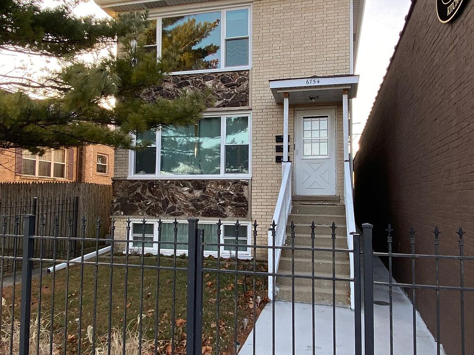 1st image of 6754 N Harlem Ave #1