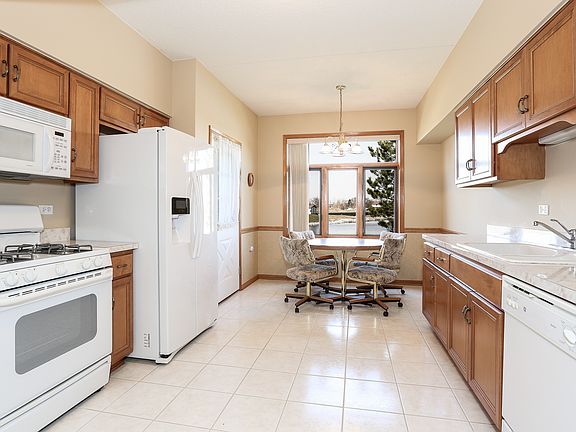 3rd image of 6219 Misty Pines Dr Unit 2