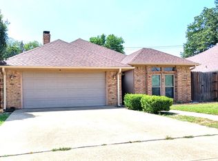 1605 High Crest Ct, Irving, TX 75061