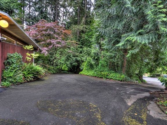 2nd image of 18025 29th Ave NE