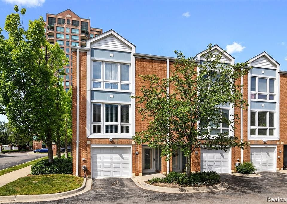 1st image of 274 Main Sail Ct