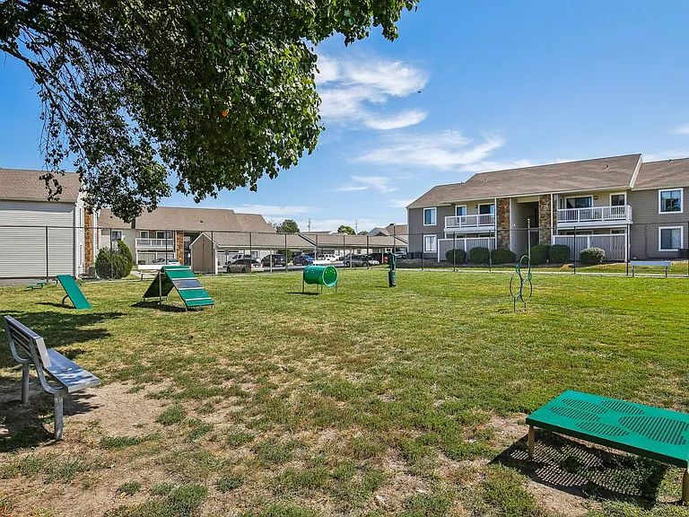 Rosehill Pointe — Photo 35