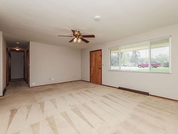 5th image of 447 Ogden Rd Unit 425
