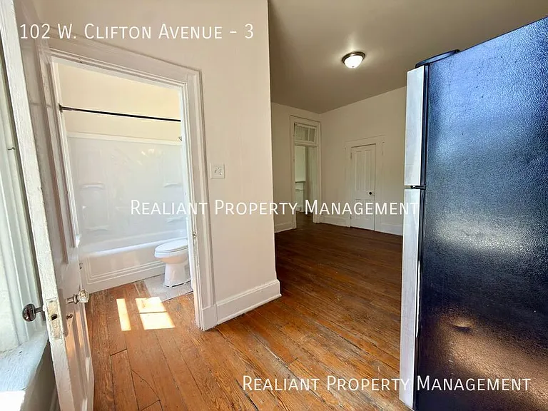 102 W Clifton Ave #3 — Photo 5