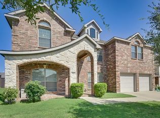 941 McAlpin Rd, Midlothian, TX 76065