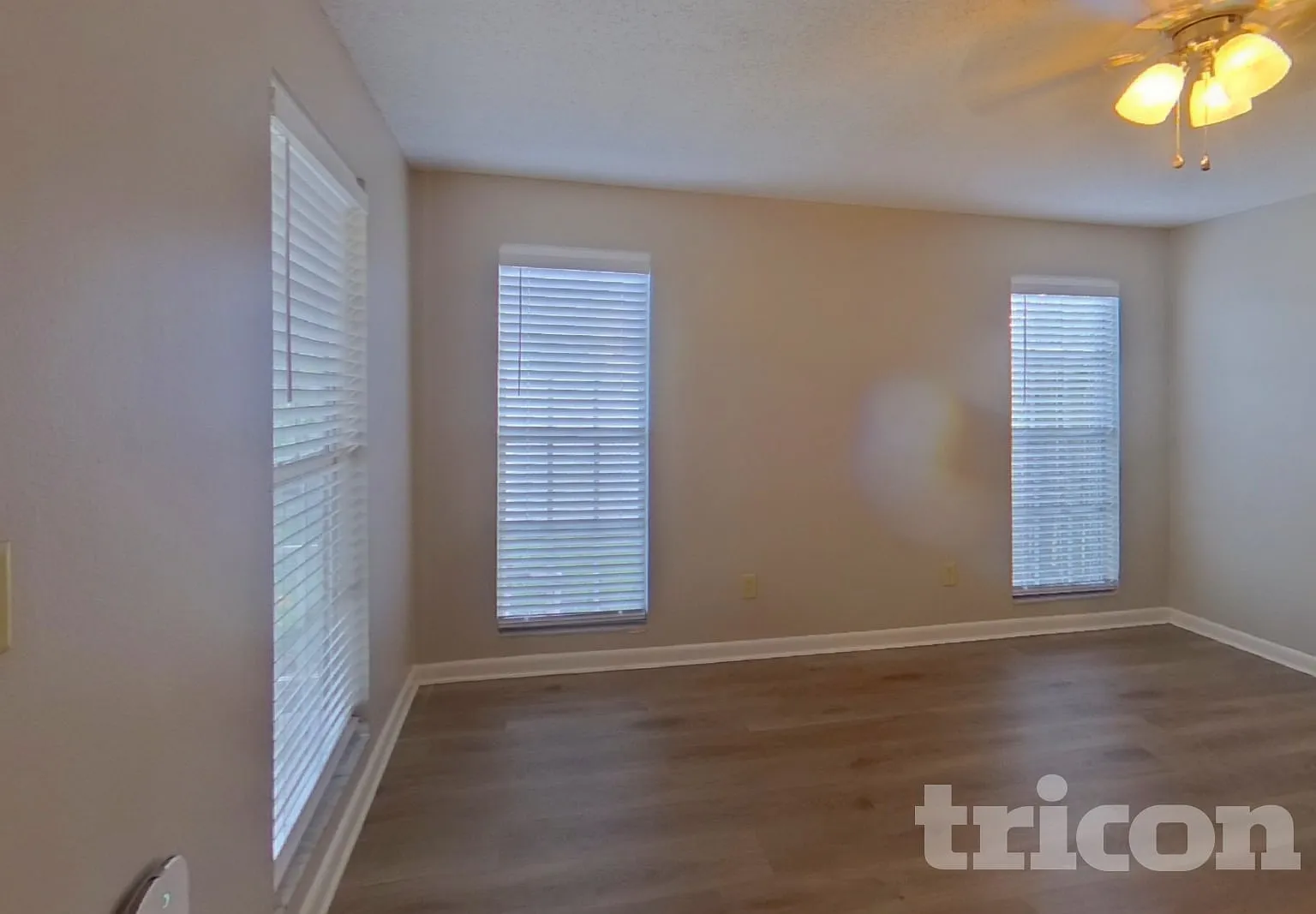 11011 Greenaire Drive Tampa FL — Photo 2