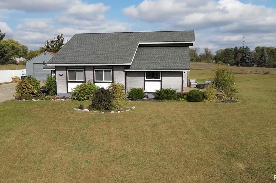 1st image of 4380 Dale Dr