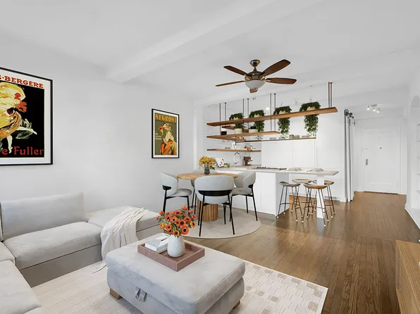 410 West 24th Street image 5 of 12