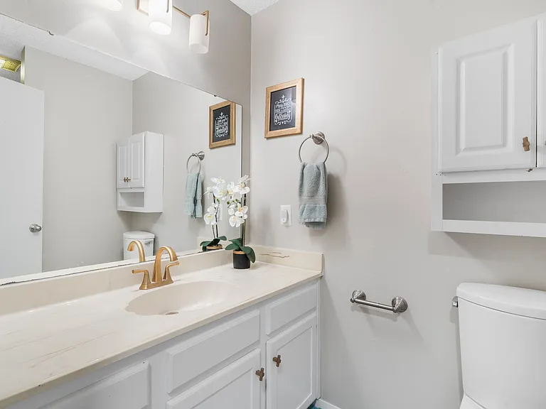 Upstairs Bathroom