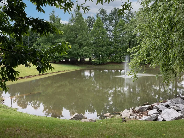 Highland Pointe — Photo 8