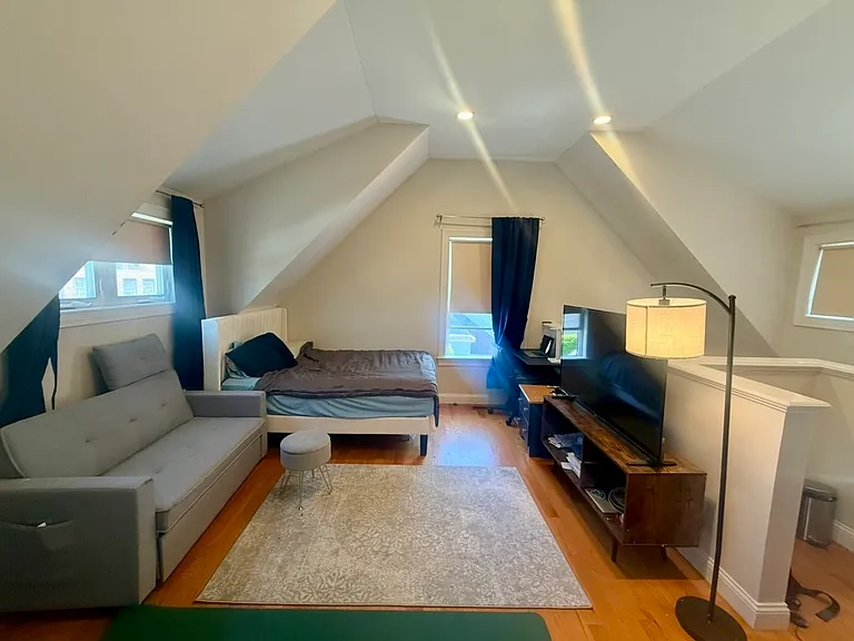 27 Antwerp St #2 — Photo 7