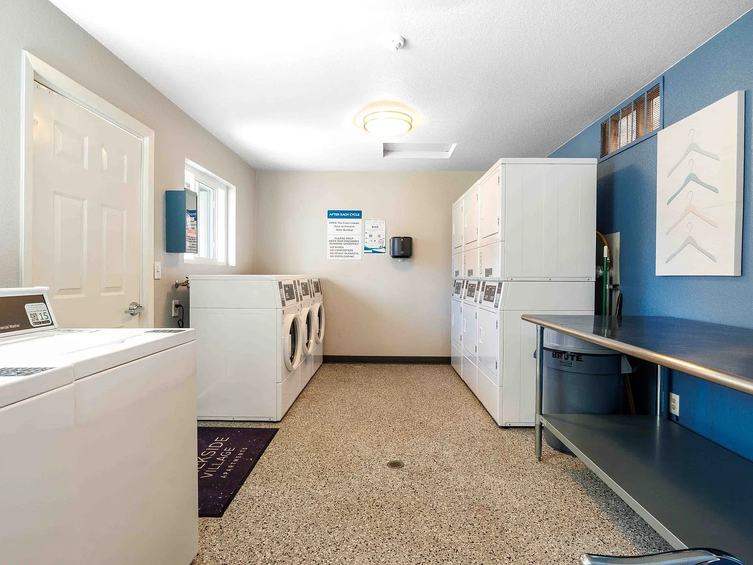 Creekside Village Apartments — Photo 3