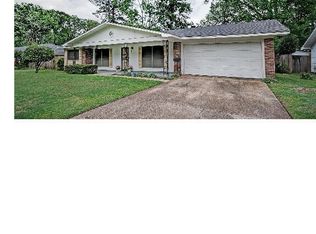 2232 Castle Hill Dr, Jackson, MS 39204