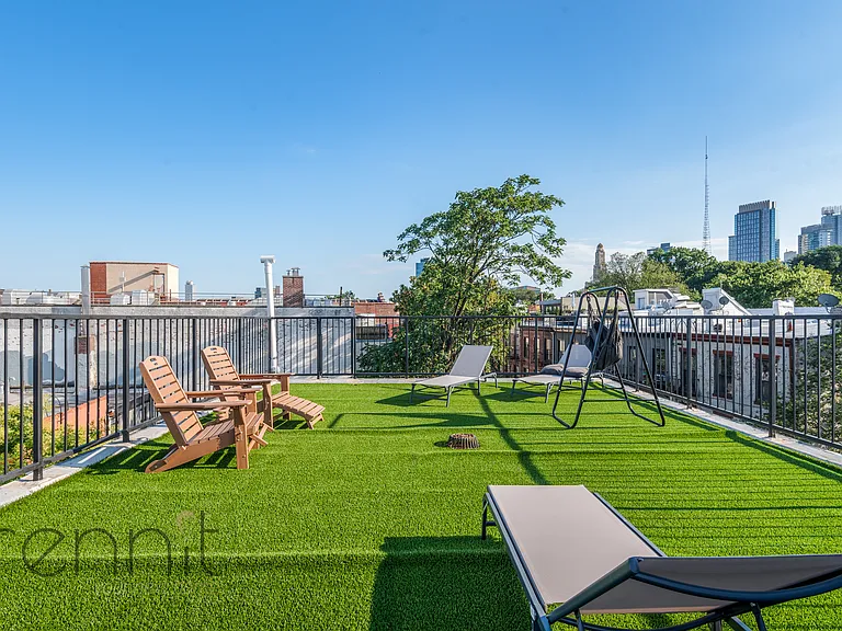 332 Myrtle Ave #BACKYARD — Photo 16