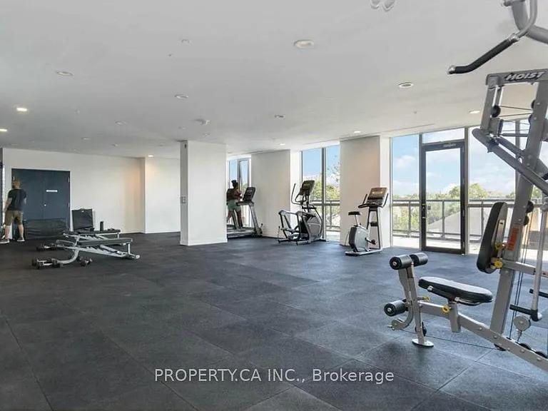 128 King St N #1009 — Photo 10