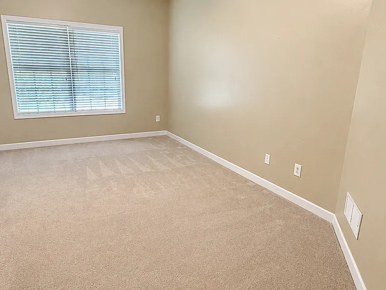 655 Valley Glen Dr — Photo 7